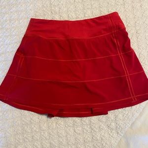 Red lululemon skort 4 tall
